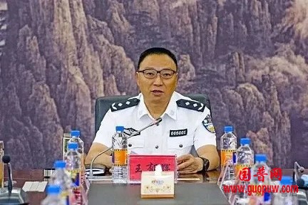 微信图片_20251111215335_268_1.png 微信图片_20251111215335_268_1.png